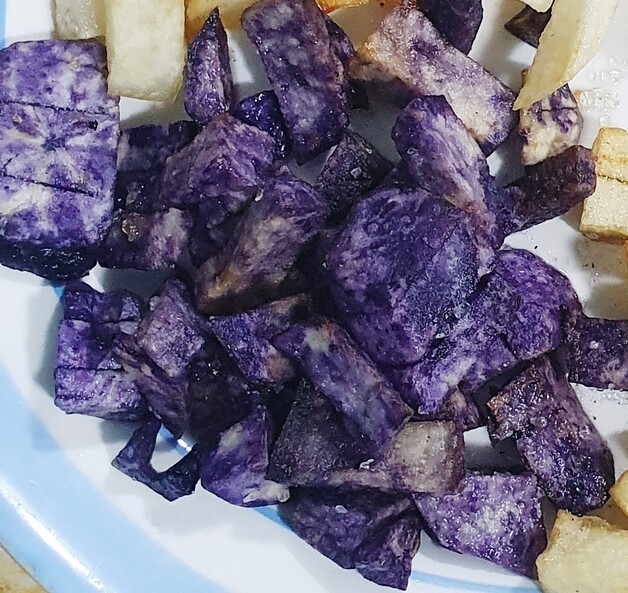 Фиолетовый дикий перуанский картофель